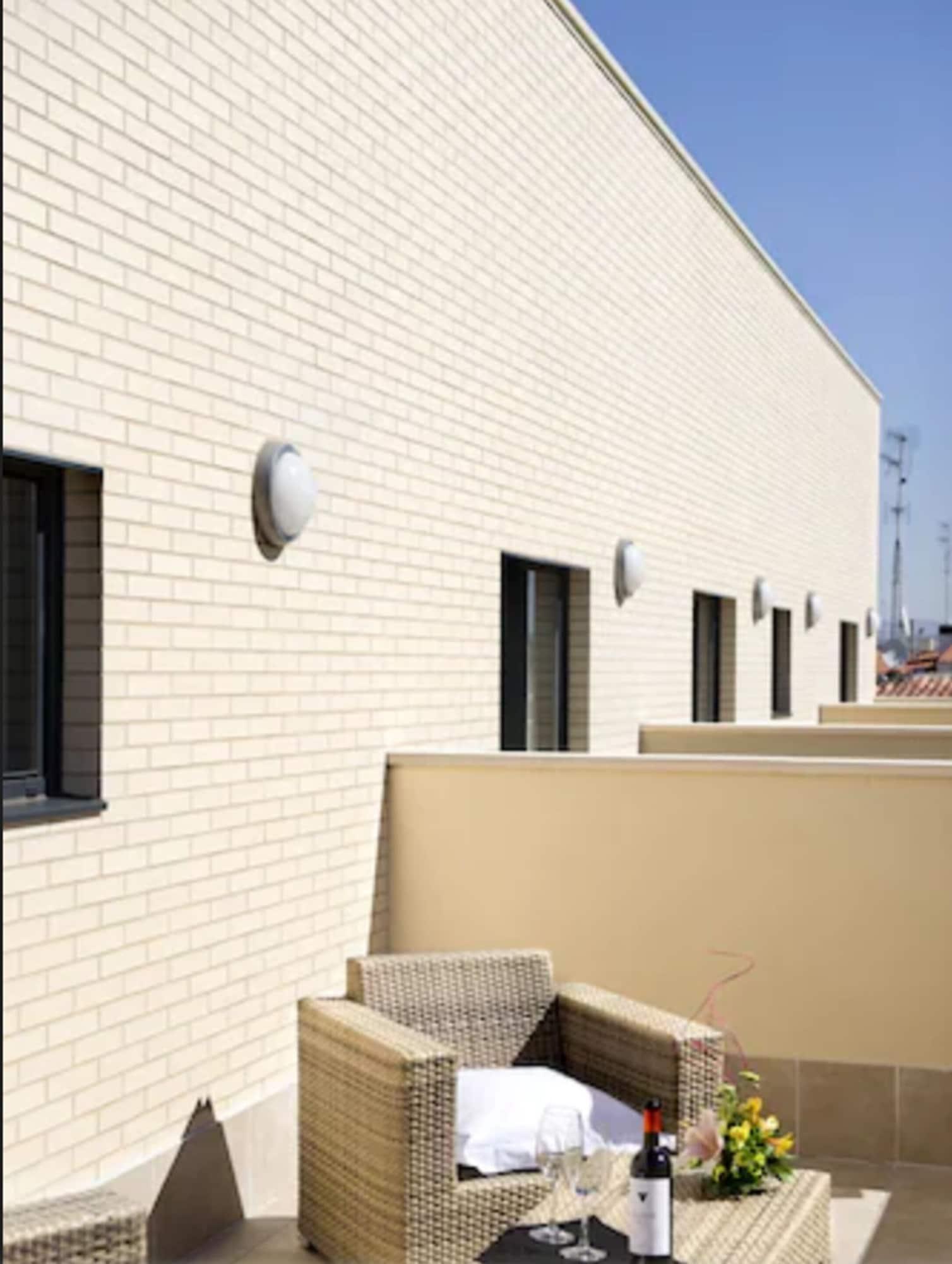 Sercotel Ciudad De Miranda Miranda de Ebro Exterior foto
